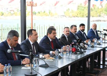 AK Parti Grup Başkanvekillerinden Kılıçdaroğlu’na Çağrı!