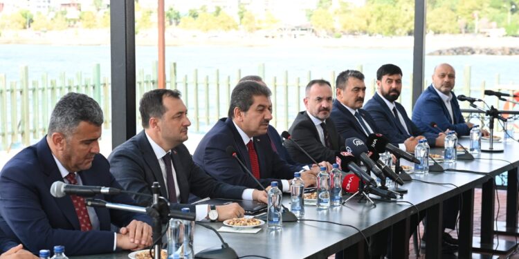 AK Parti Grup Başkanvekillerinden Kılıçdaroğlu’na Çağrı!